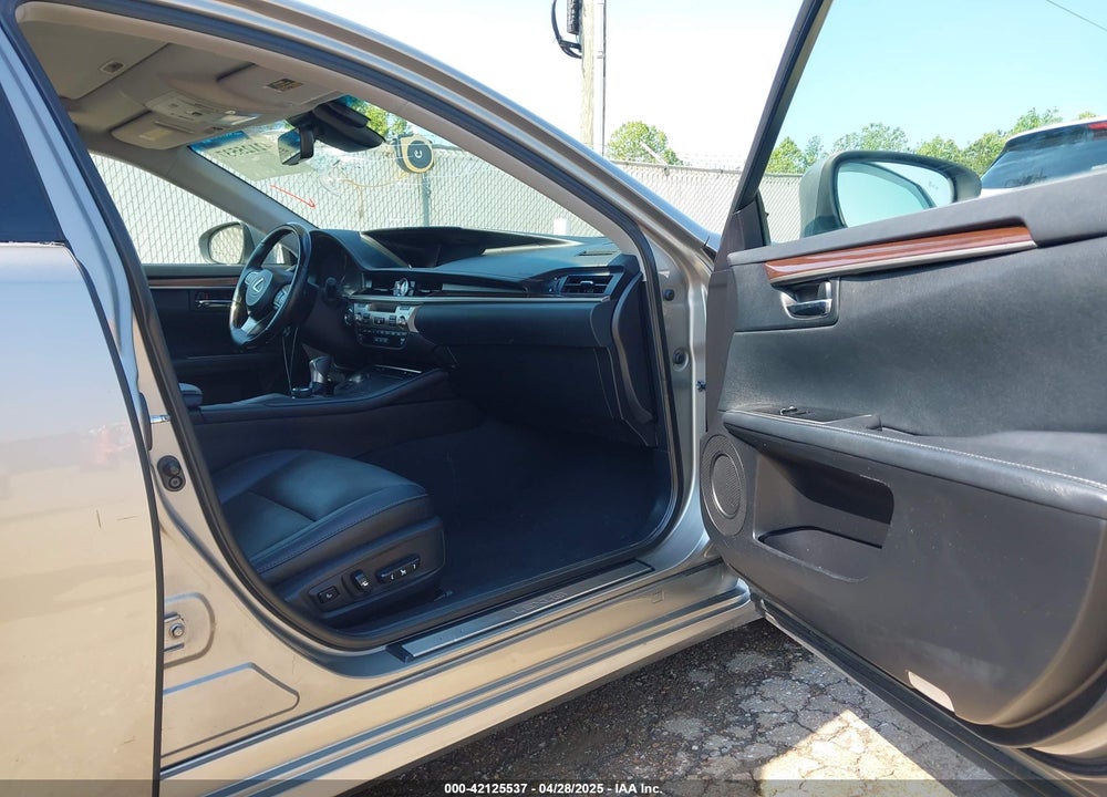 2017 LEXUS ES 350 VIN: 58ABK1GG8HU070799