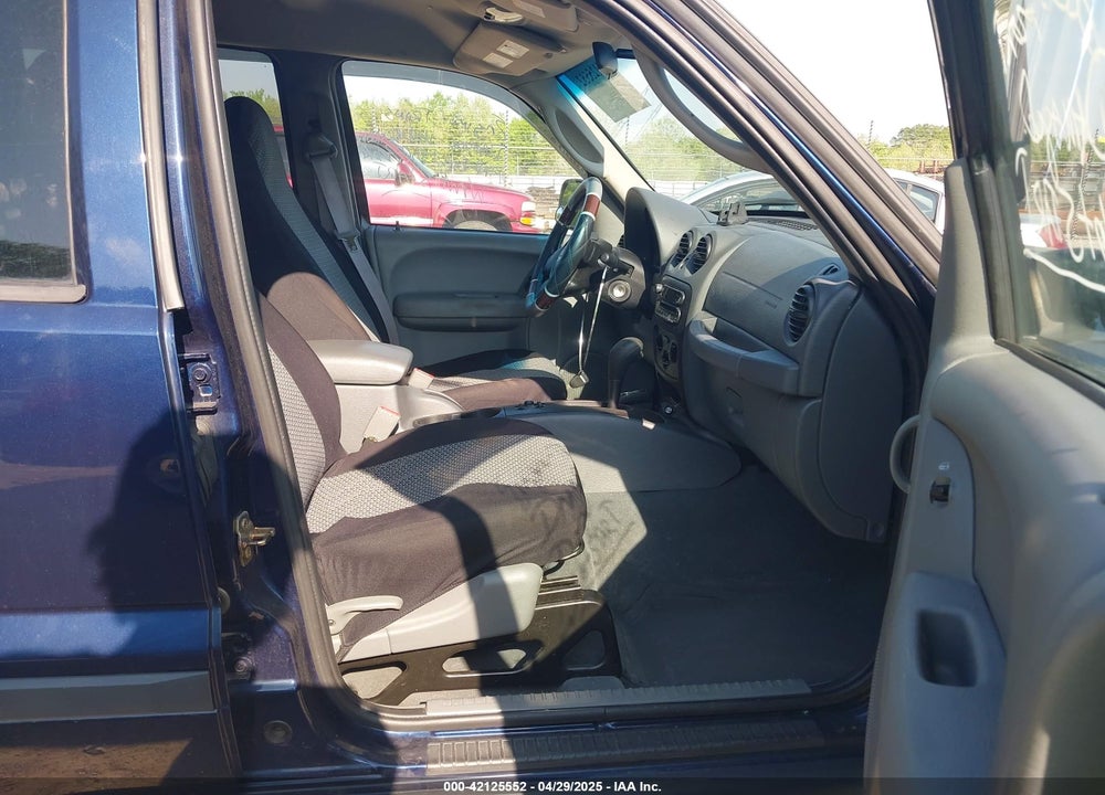 2006 JEEP LIBERTY SPORT VIN: 1J4GL48K56W209186