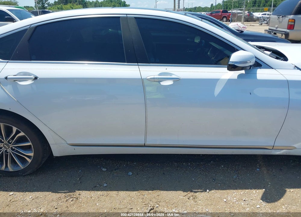 2015 HYUNDAI GENESIS VIN: KMHGN4JE1FU069567