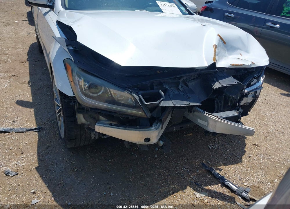 2015 HYUNDAI GENESIS VIN: KMHGN4JE1FU069567