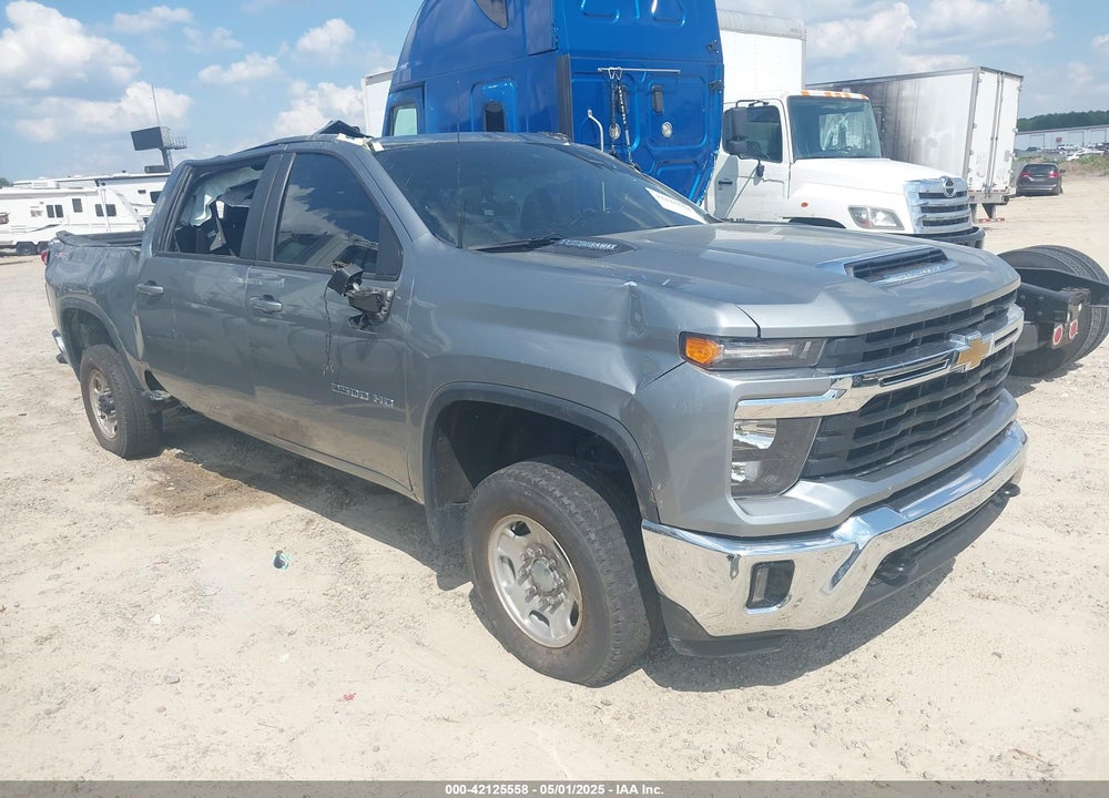 2024 CHEVROLET SILVERADO 2500HD 4WD STANDARD BED LT VIN: 2GC4YNEY3R1116767