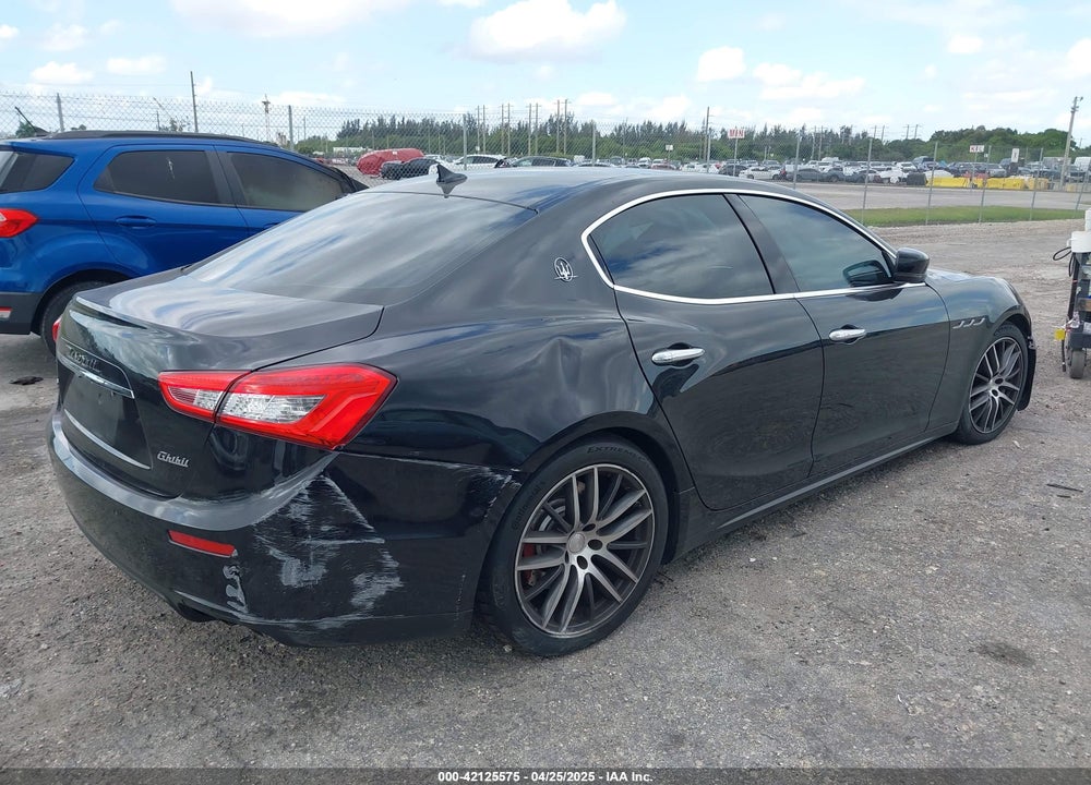 2015 MASERATI GHIBLI VIN: ZAM57RTA1F1139322