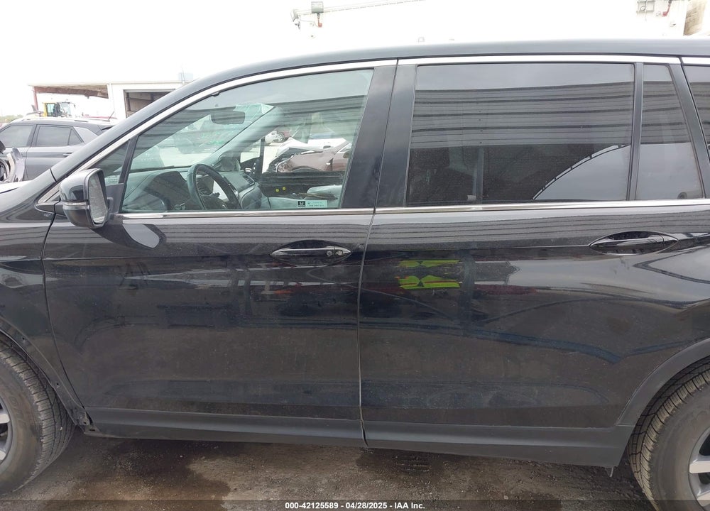 2019 HONDA PILOT VIN: 5FNYF5H53KB019113