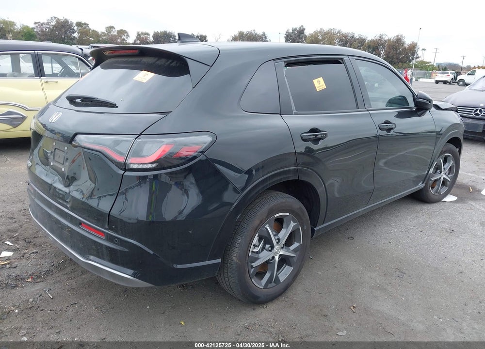 2025 HONDA HR-V VIN: 3CZRZ1H74SM714258