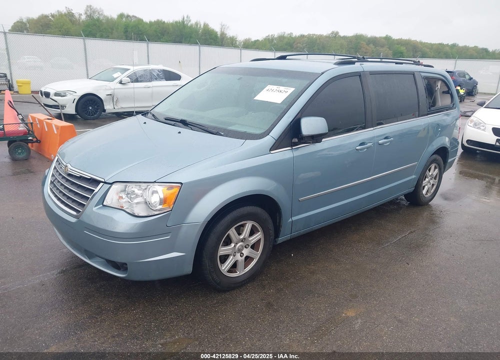 2010 CHRYSLER TOWN & COUNTRY TOURING VIN: 2A4RR5D13AR456900