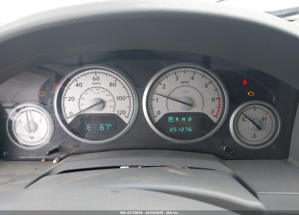 2010 CHRYSLER TOWN & COUNTRY TOURING VIN: 2A4RR5D13AR456900