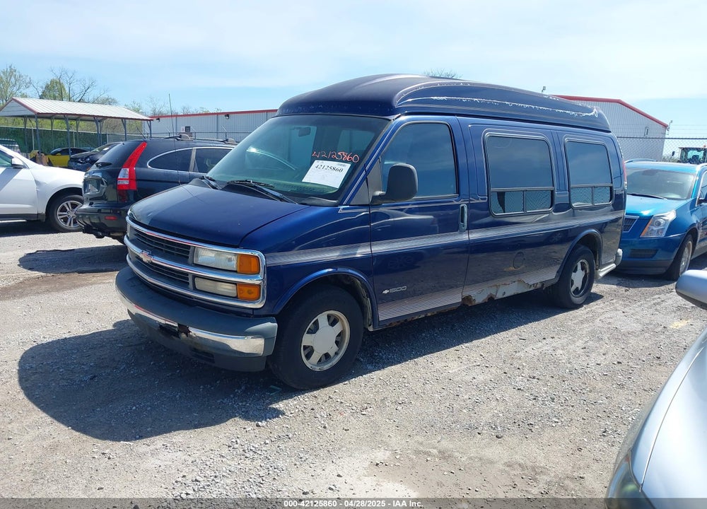 2001 CHEVROLET EXPRESS UPFITTER VIN: 1GBFG15R911183501