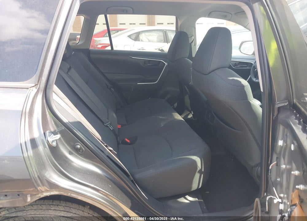 2022 TOYOTA RAV4 VIN: 2T3F1RFV6NC322161
