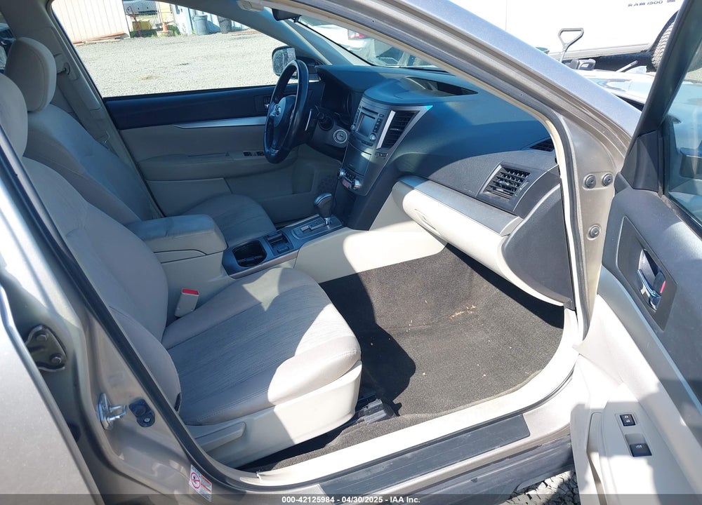 2014 SUBARU OUTBACK 2.5I PREMIUM VIN: 4S4BRBCC4E3201983