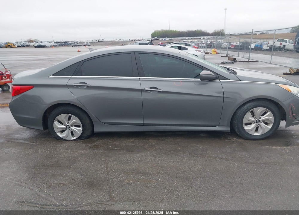 2014 HYUNDAI SONATA VIN: 5NPEB4AC6EH814549