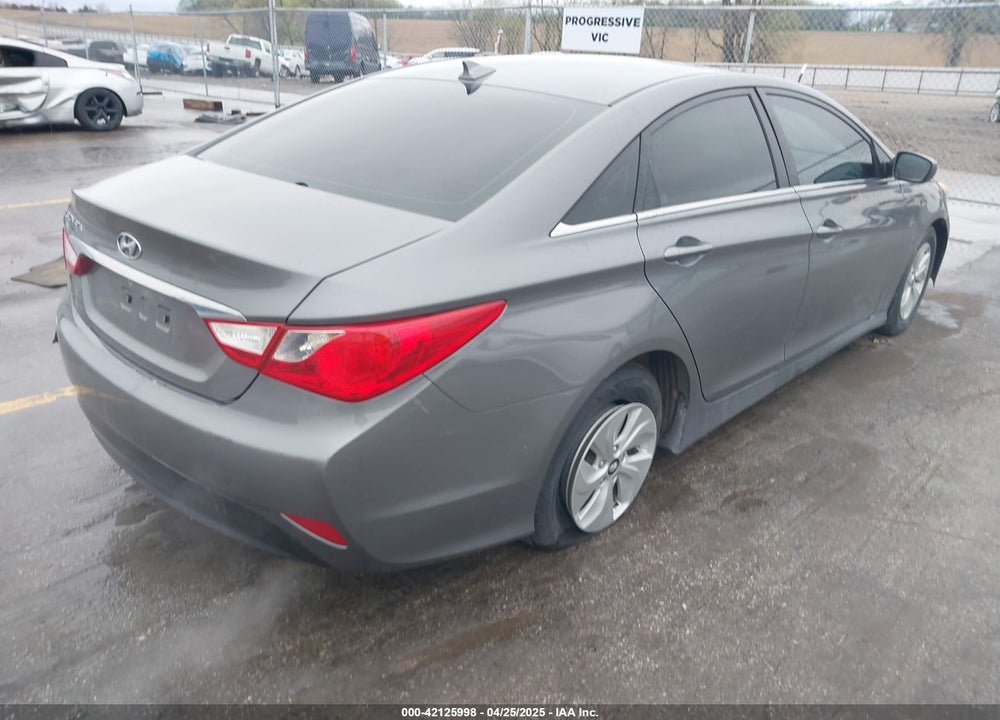 2014 HYUNDAI SONATA VIN: 5NPEB4AC6EH814549