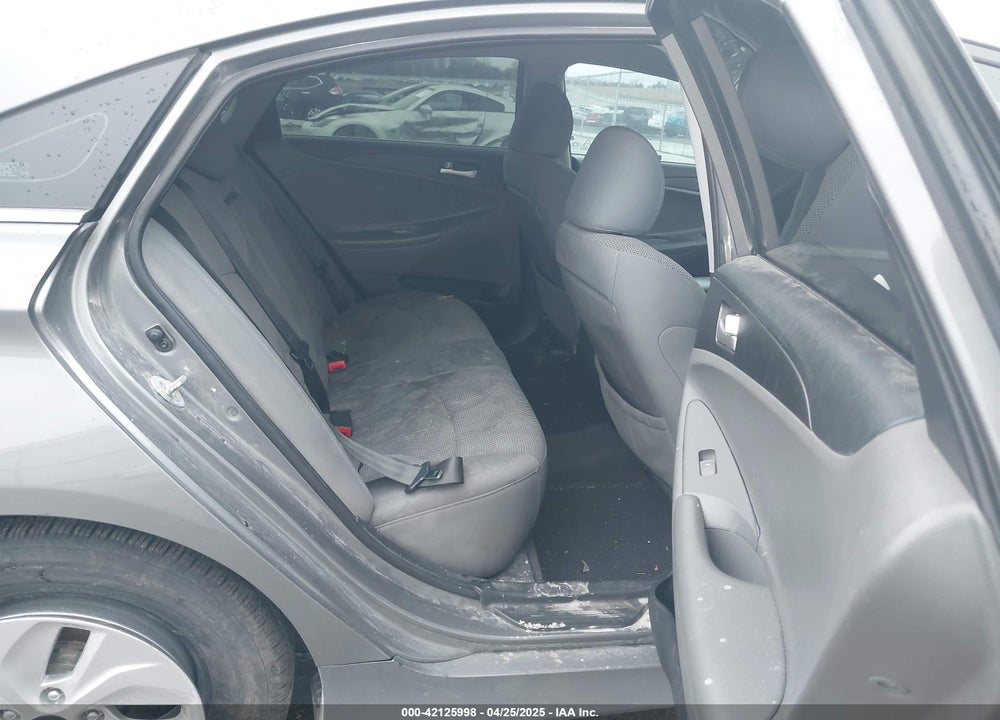 2014 HYUNDAI SONATA VIN: 5NPEB4AC6EH814549