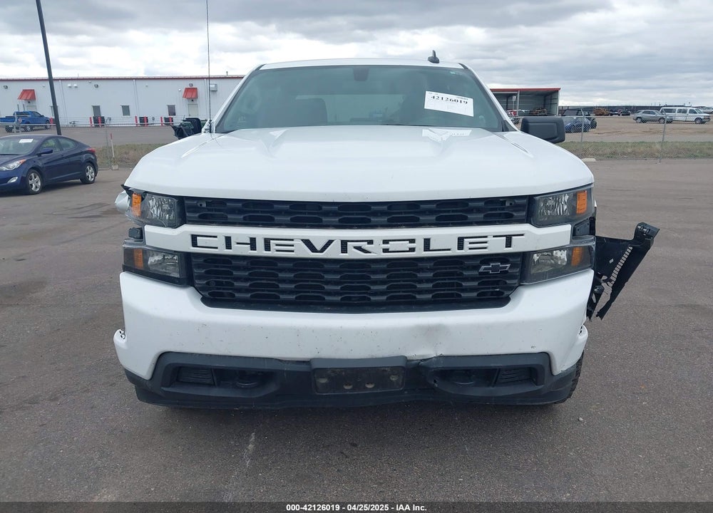2020 CHEVROLET SILVERADO 1500 4WD SHORT BED CUSTOM VIN: 1GCPYBEH5LZ321632