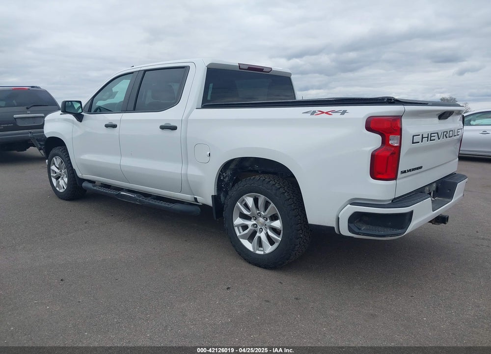 2020 CHEVROLET SILVERADO 1500 4WD SHORT BED CUSTOM VIN: 1GCPYBEH5LZ321632