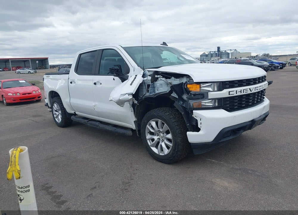 2020 CHEVROLET SILVERADO 1500 4WD SHORT BED CUSTOM VIN: 1GCPYBEH5LZ321632