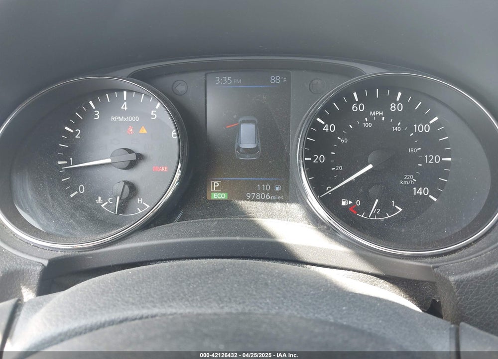 2019 NISSAN ROGUE VIN: 5N1AT2MT1KC814523