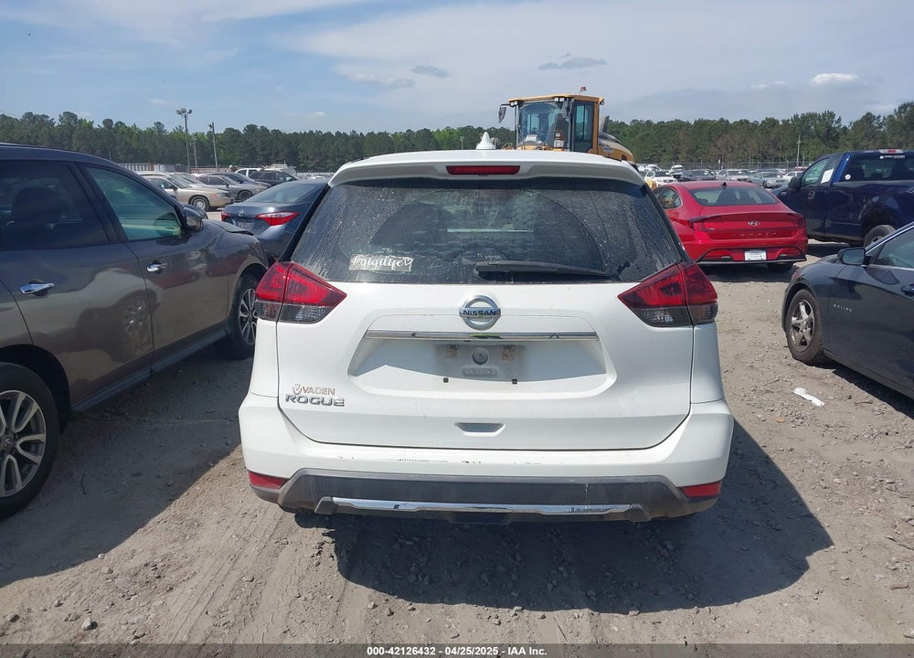 2019 NISSAN ROGUE VIN: 5N1AT2MT1KC814523