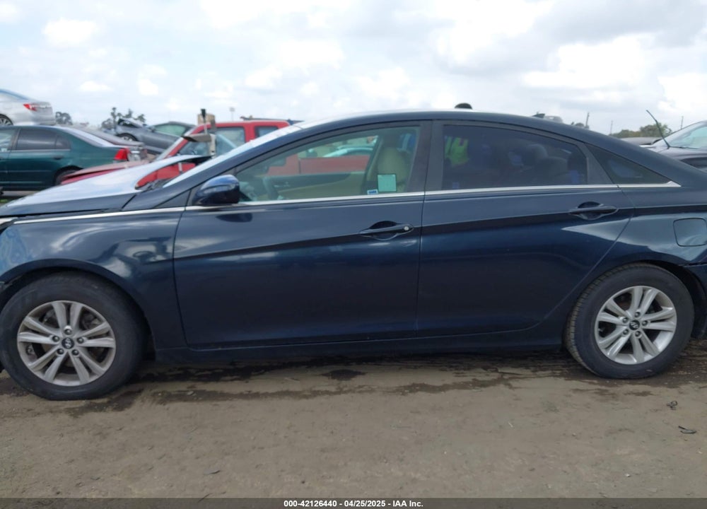 2012 HYUNDAI SONATA VIN: 5NPEB4AC1CH358229
