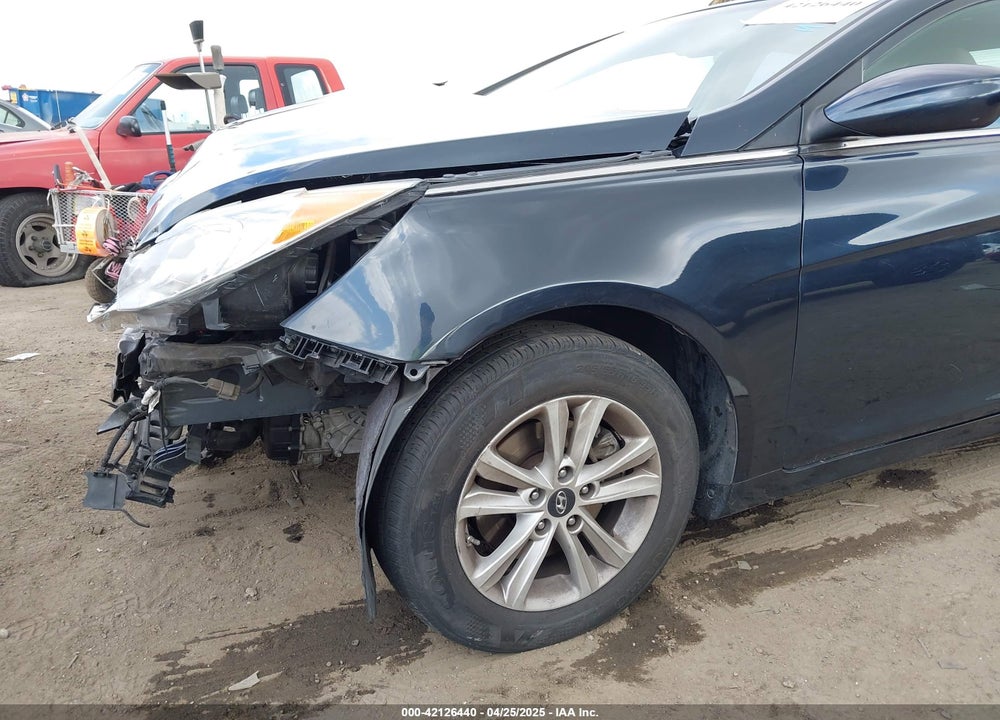 2012 HYUNDAI SONATA VIN: 5NPEB4AC1CH358229