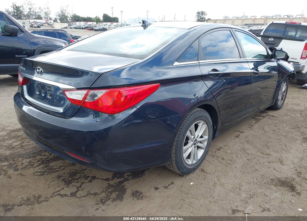 2012 HYUNDAI SONATA VIN: 5NPEB4AC1CH358229