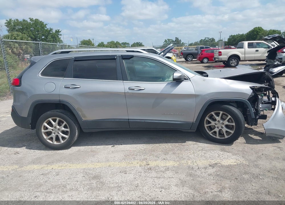 2015 JEEP CHEROKEE VIN: 1C4PJLCB3FW655852