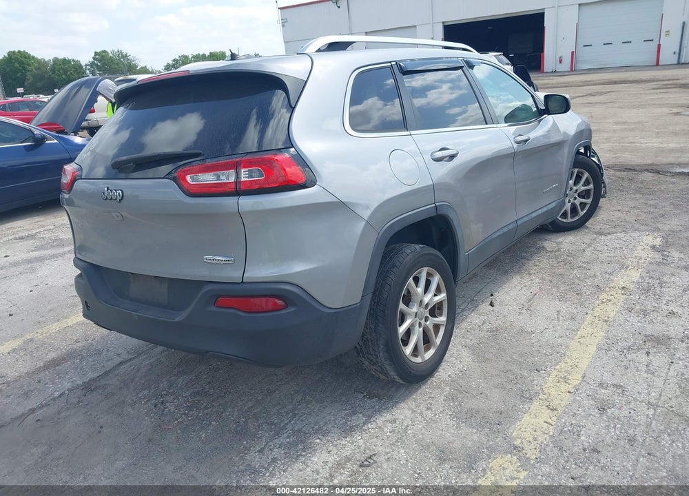 2015 JEEP CHEROKEE VIN: 1C4PJLCB3FW655852