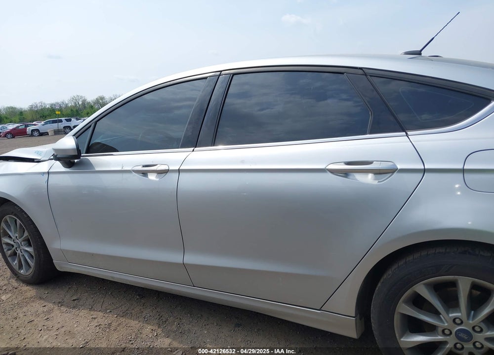 2017 FORD FUSION SE VIN: 3FA6P0HD0HR129175