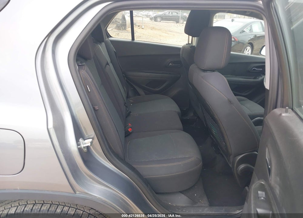2020 CHEVROLET TRAX VIN: 3GNCJKSB4LL176651
