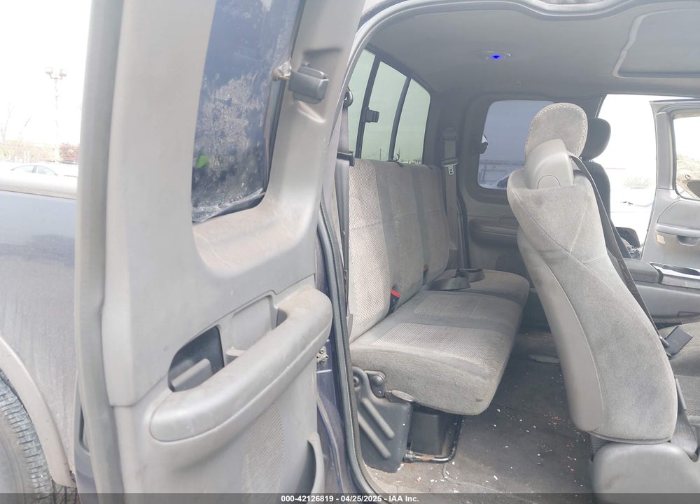 2002 FORD F-150 LARIAT/XL/XLT VIN: 1FTRX18W22NA26073