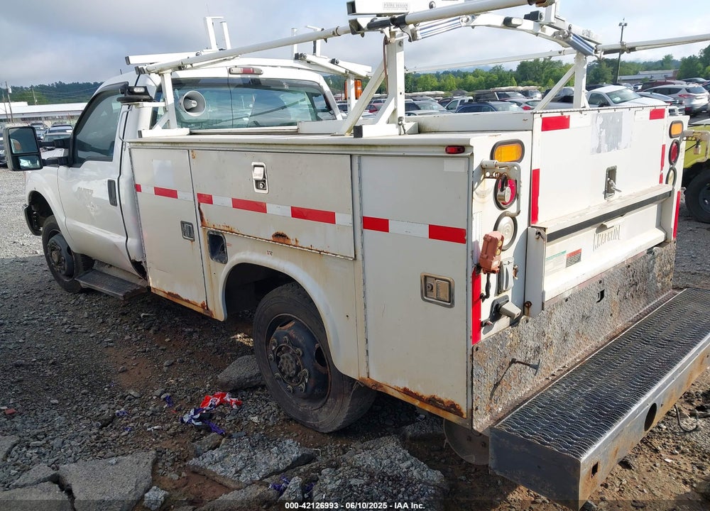 2011 FORD F 350 VIN: 1FDBF3B60BEB59080