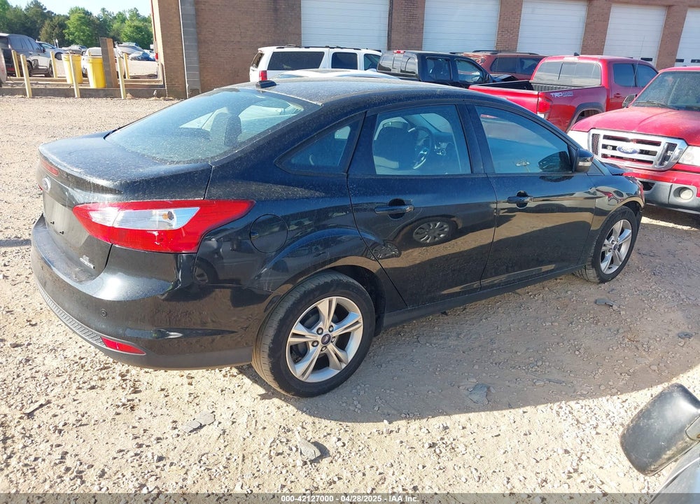 2013 FORD FOCUS VIN: 1FADP3F2XDL311811