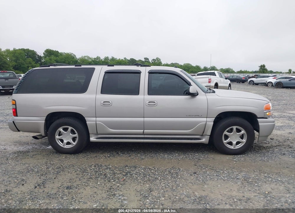 2004 GMC YUKON XL 1500 DENALI VIN: 1GKFK66U44J264652