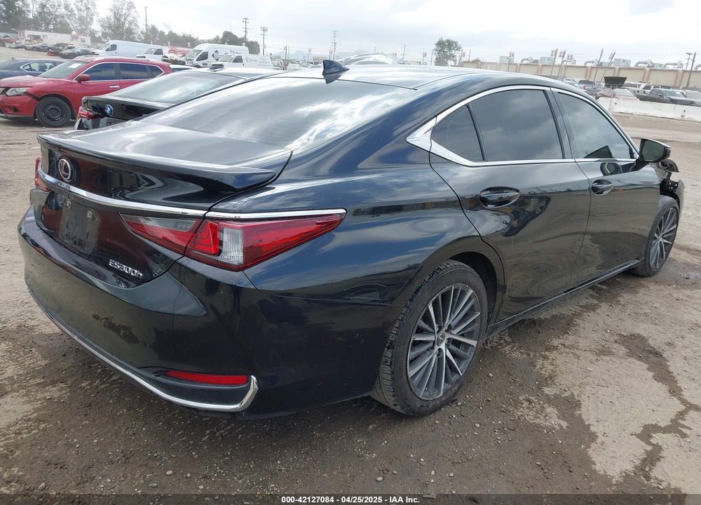 2023 LEXUS ES 300H VIN: 58ADA1C19PU030176