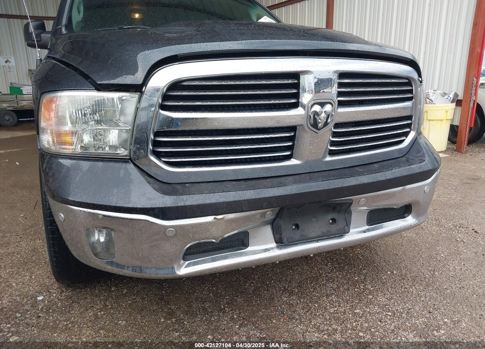 2016 RAM 1500 VIN: 1C6RR6LG4GS293321