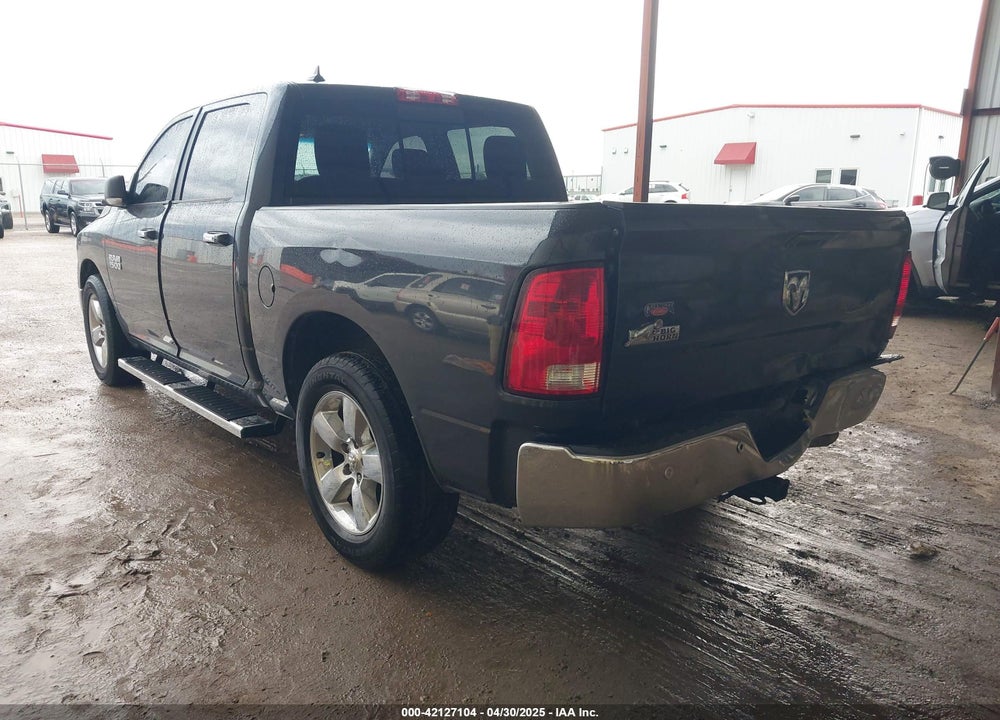 2016 RAM 1500 VIN: 1C6RR6LG4GS293321