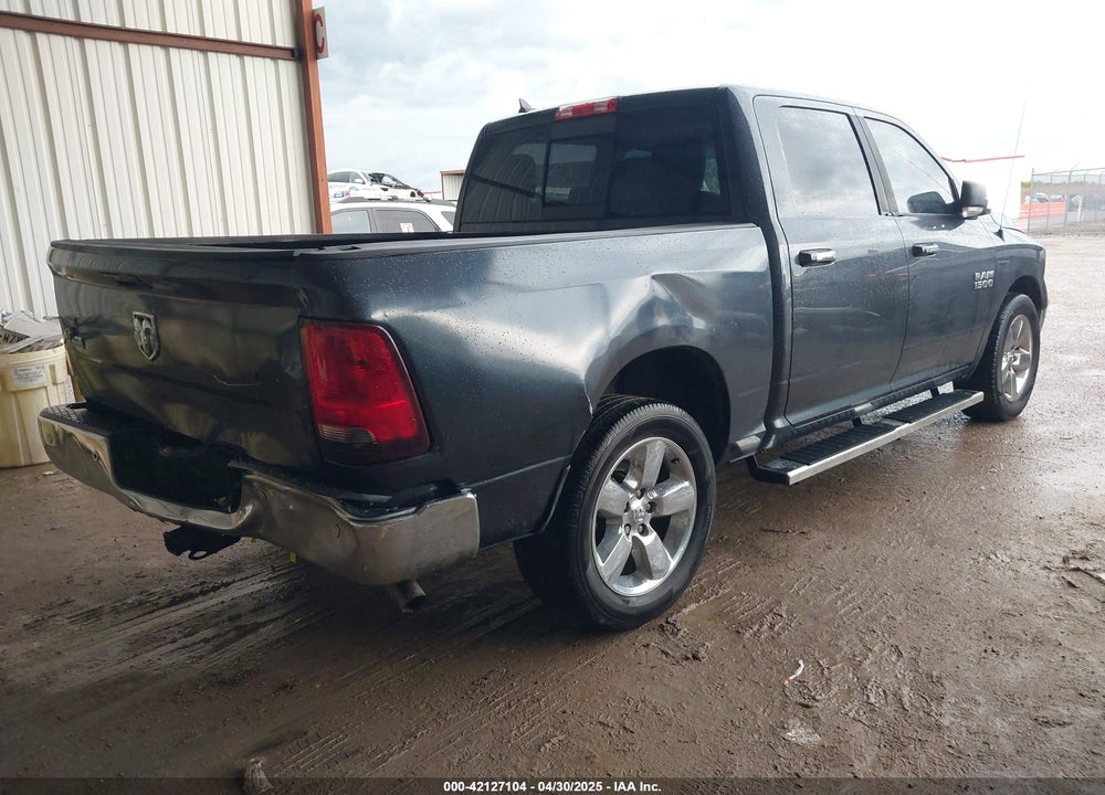 2016 RAM 1500 VIN: 1C6RR6LG4GS293321
