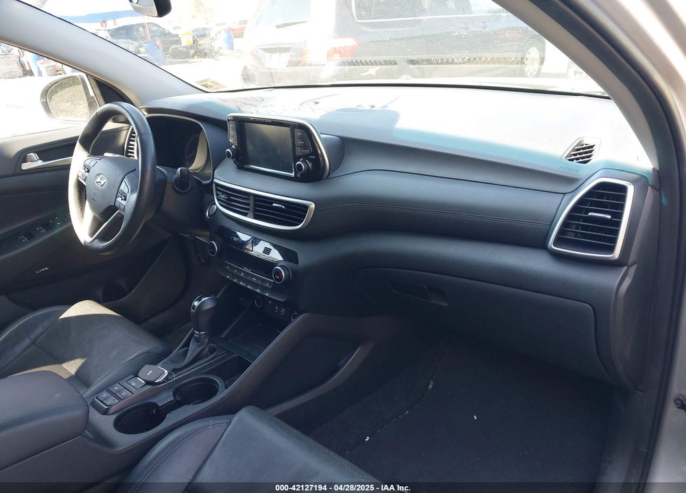 2020 HYUNDAI TUCSON VIN: KM8J3CAL1LU221394