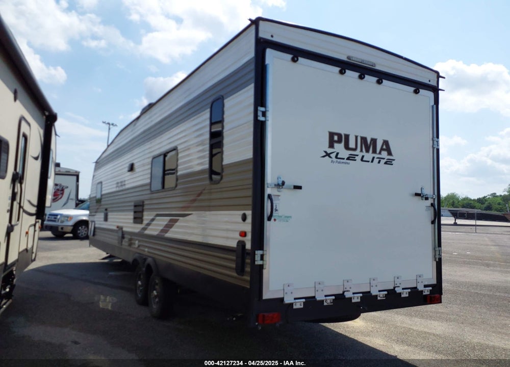 2019 FOREST RIVER 33FT PALOMINO PUMA XLE LITE VIN: 52T2PTSBXL4003973