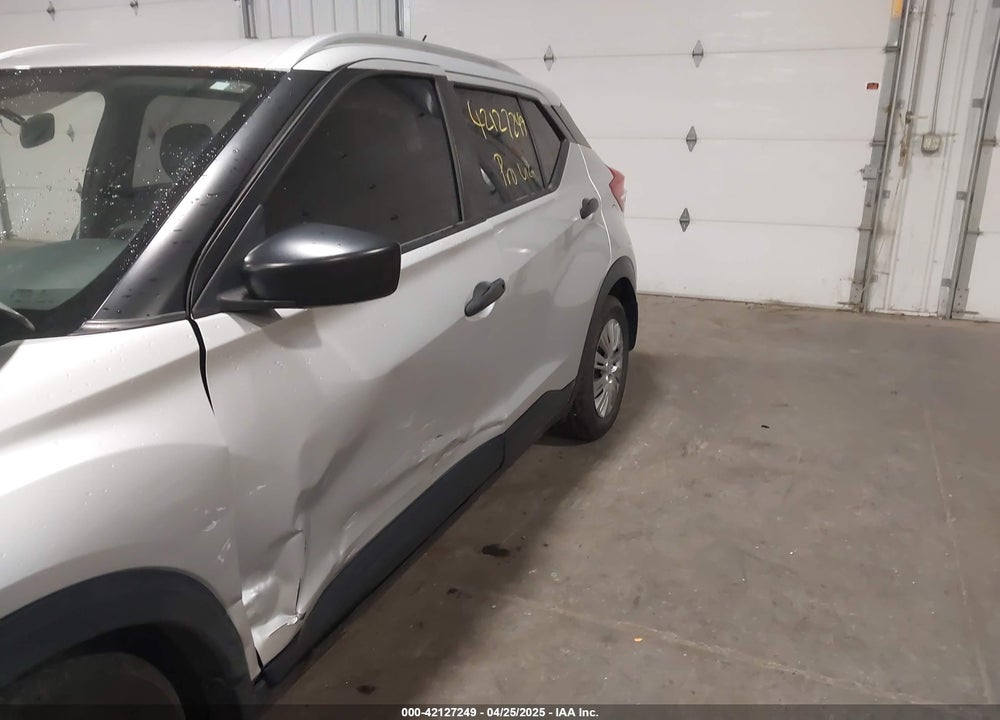 2019 NISSAN KICKS VIN: 3N1CP5CU2KL548837