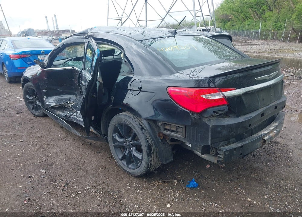 2013 CHRYSLER 200 VIN: 1C3CCBCG5DN719511