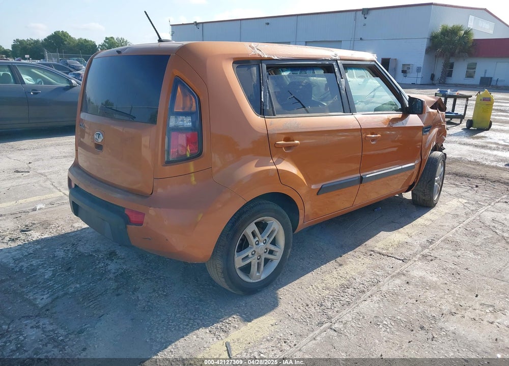 2011 KIA SOUL VIN: KNDJT2A27B7229163