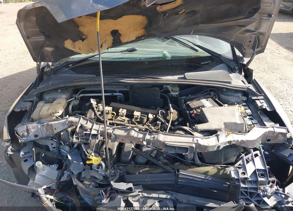 2014 FORD FOCUS VIN: 1FADP3E28EL427561