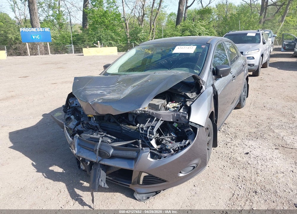 2014 FORD FOCUS VIN: 1FADP3E28EL427561