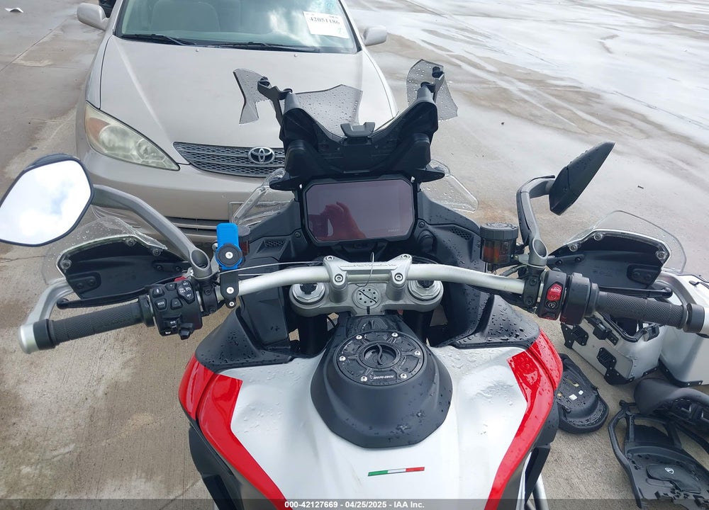 2023 DUCATI MULTISTRADA V4 RALLY VIN: ZDMAAL4W5PB009670