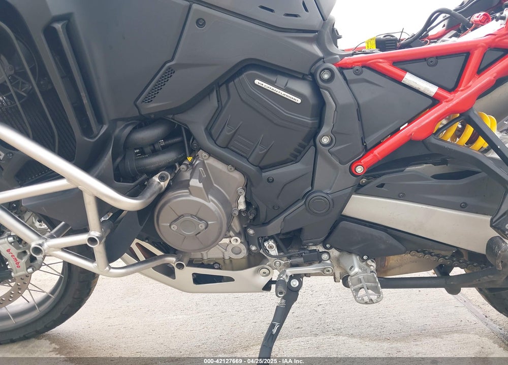 2023 DUCATI MULTISTRADA V4 RALLY VIN: ZDMAAL4W5PB009670