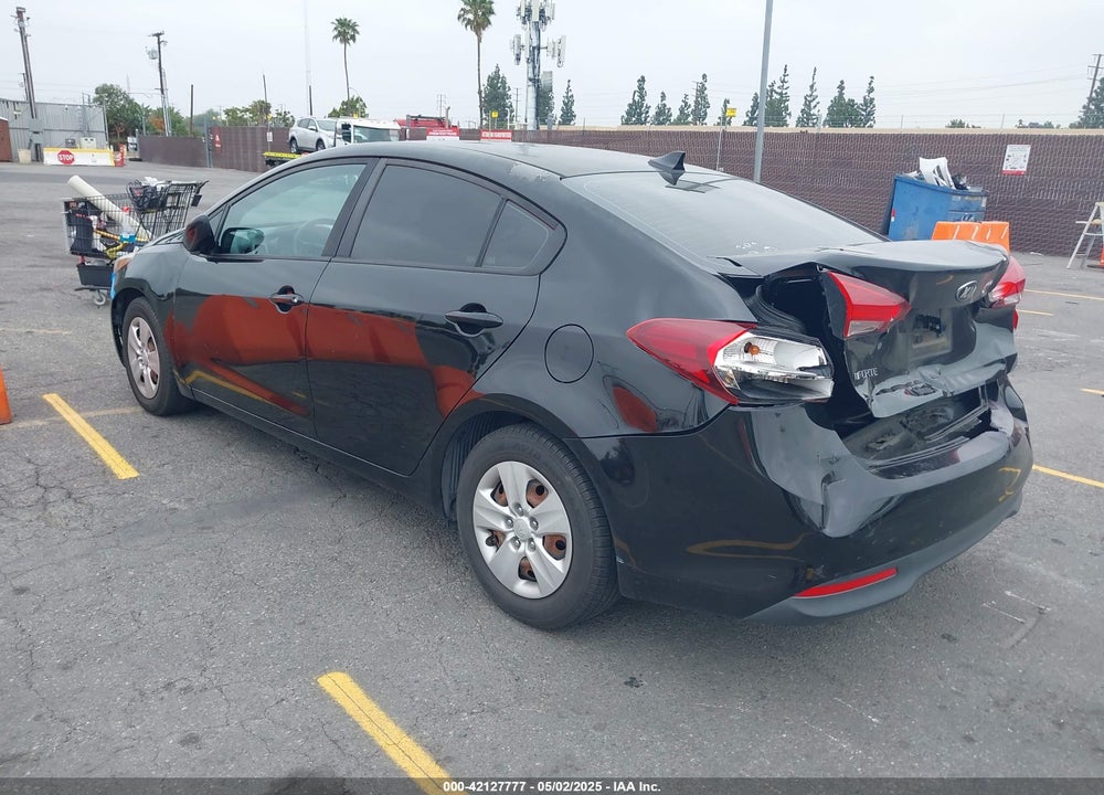2017 KIA FORTE LX VIN: 3KPFK4A7XHE060720