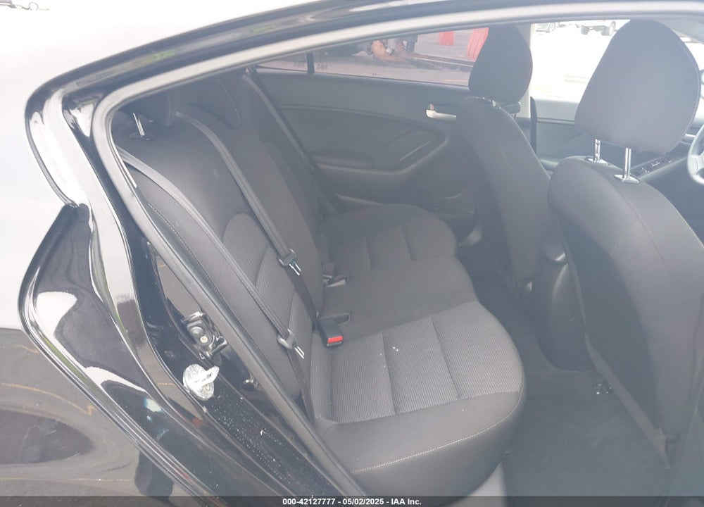 2017 KIA FORTE LX VIN: 3KPFK4A7XHE060720