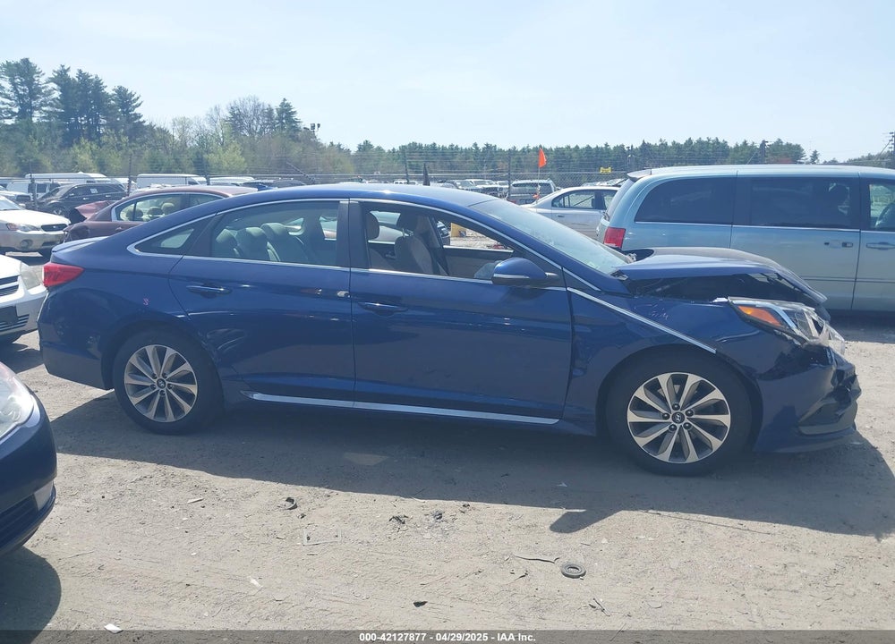 2016 HYUNDAI SONATA VIN: 5NPE34AF0GH277641