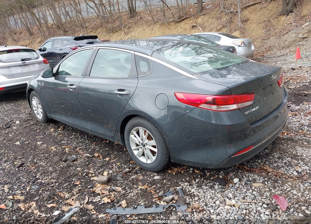 2016 KIA OPTIMA LX VIN: KNAGT4L33G5077295
