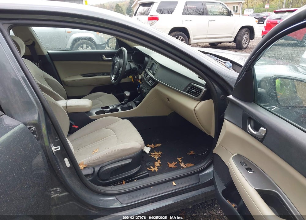 2016 KIA OPTIMA LX VIN: KNAGT4L33G5077295